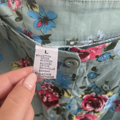 Women's cotton bermuda shorts large mint floral like new