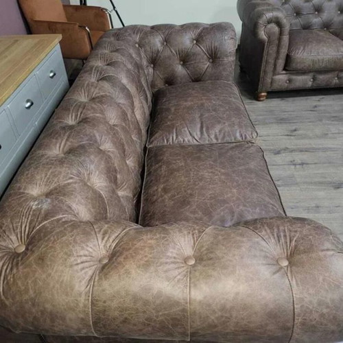 Antique Brown Leather Chesterfield Sofa Set Three- and Two-Seater New