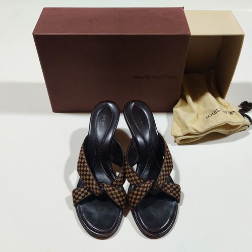Louis Vuitton Mule used size 40.5 brown