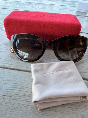 Carolina Herrera sunglasses like new, red