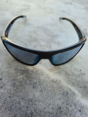 Oakley Split Shot men's sunglasses like new, black