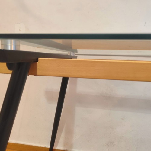 Glass dining table for 4-6 people like new with wood and metal support