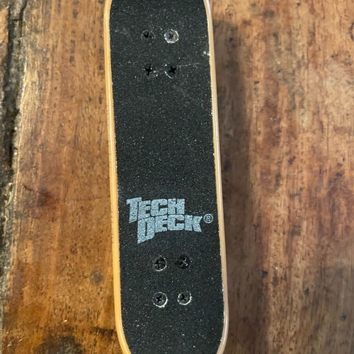 Tech Deck finger skates used, collaboration with Plan B, pack
