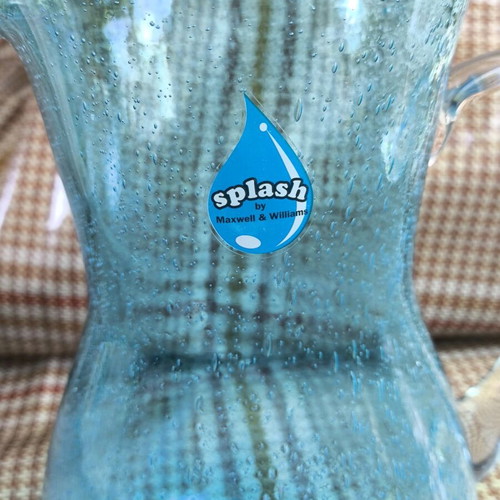 Splash jug by Maxwell and Williams new, size 13x26cm