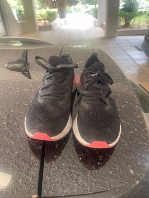 Nike Epic React athletic shoes used, size 44.5, black