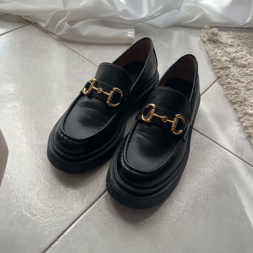 About you moccasins size 39 used, black