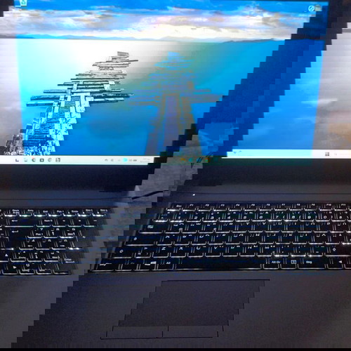 Laptop 15.6" FHD i5-7200U 256 GB M.2 SSD Windows 11 Office σαν καινούργιο