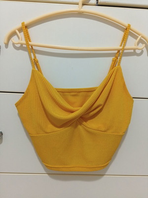 Shein sleeveless top like new, yellow, size S