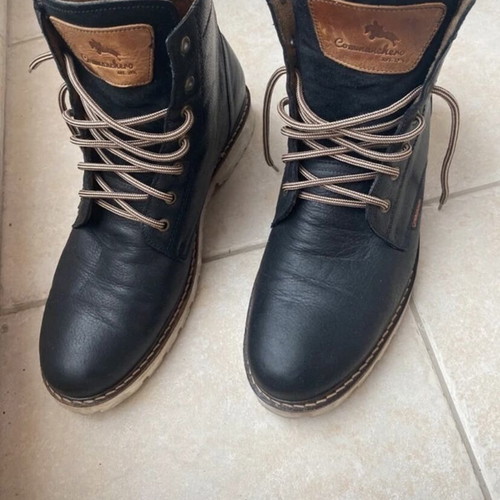 Leather men's ankle boots size 44 like new, black