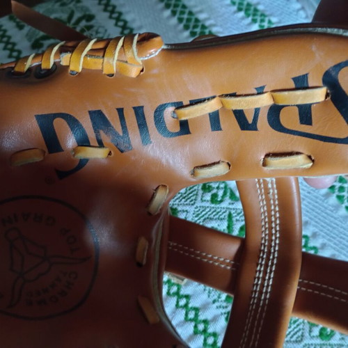 Spalding The Rebel leather baseball glove like new