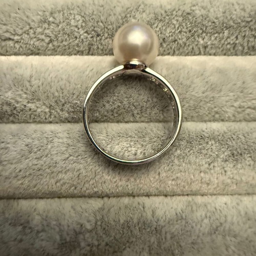 Jenavi silver ring with pearl new, white and silver