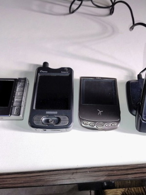 Pocket PC и мини телевизор употребявани, комплект с проблеми с батерията