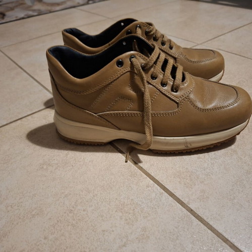 Hogan shoes size 34