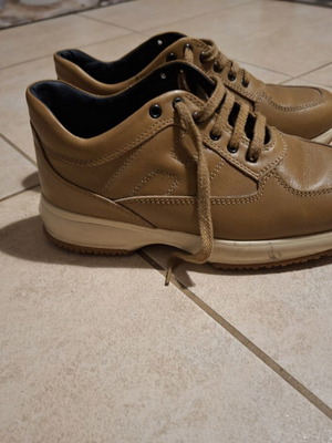 Hogan shoes size 34