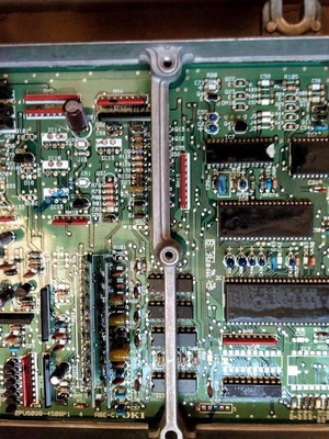 Honda ECU PGM-FI 37820-P1J-E11 used for repair and chip tuning