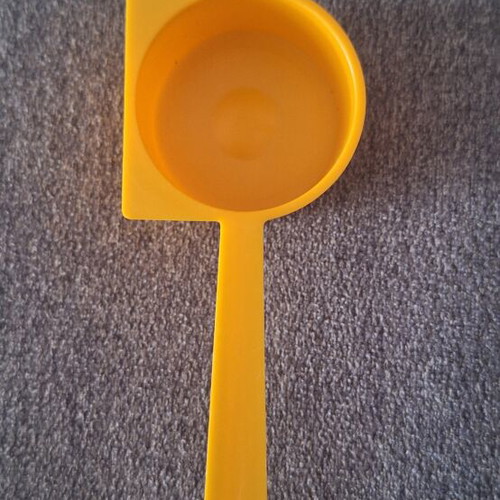 Mini Tupperware egg separator and measuring spoon new