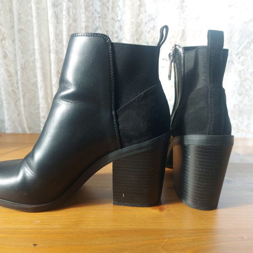 Black ankle boots with heel new, size 37 from Bershka