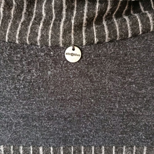 Attrattivo knitted dress medium grey like new with layering collar