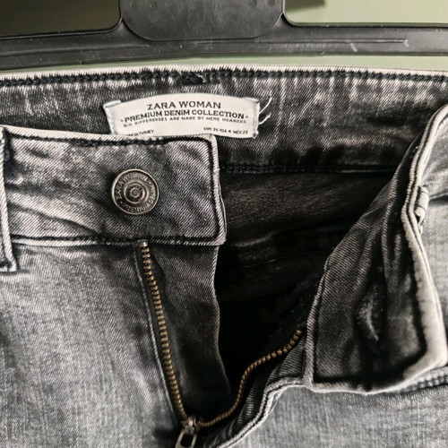 Zara Woman Premium Denim skinny grey jeans like new