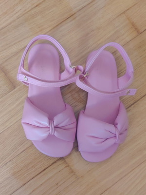 Bibi sandals size 29 like new, pink