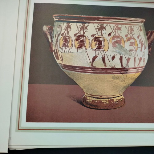 Λεύκωμα Mycenae μεταχειρισμένο, 12 έγχρωμες πλάκες, εποχής 50'