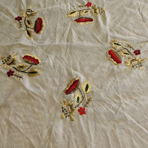 Handmade old tablecloth used, diameter 150