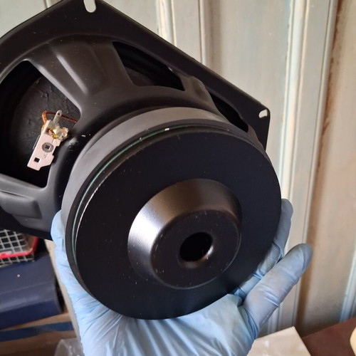 TB Speakers W69-1042M 4Ω Woofer like new