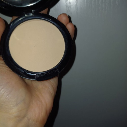 Powder Foundation Wet & Dry Wycon new