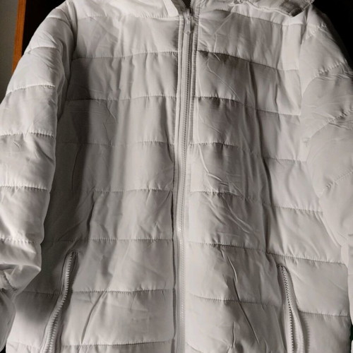 Jacket new size L white, lightweight and warm