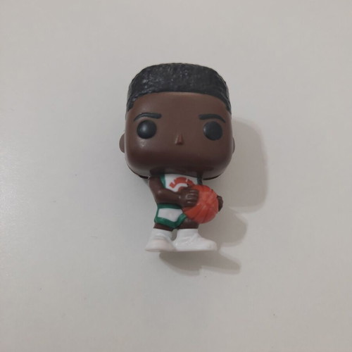 Kinder Stranger Things Lucas figure like new without paper or string