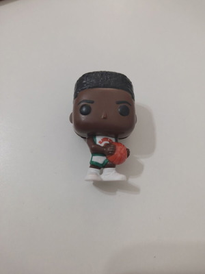 Kinder Stranger Things Lucas figure like new without paper or string