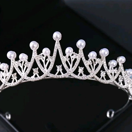 Bridal crown with crystal rhinestones silver new, Tiara #17