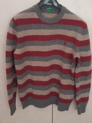 Benetton multicolor sweater like new, size L