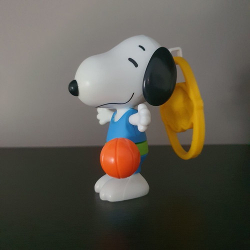 Snoopy Basketball Player figure used, 2018 McDonald's collectible