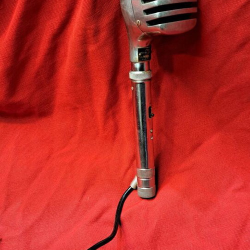 Pearl vintage microphone refurbished with large diaphragm Philips capsule