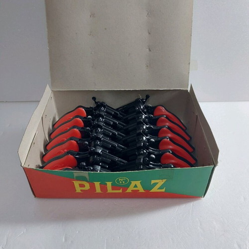 Pilaz 12 iron Greek pistols new, pack