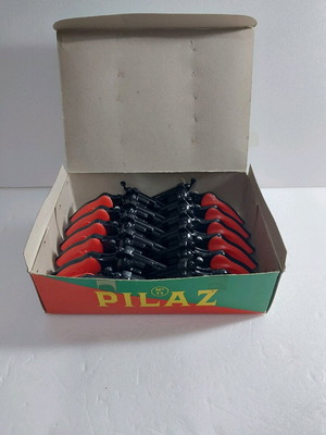 Pilaz 12 iron Greek pistols new, pack