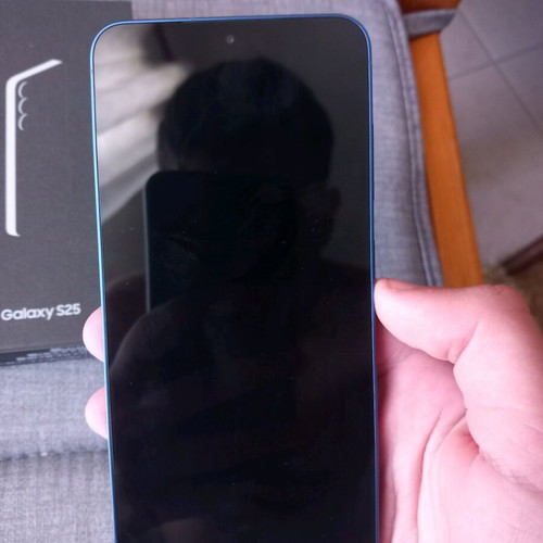 Samsung S25 Navy 128GB 5G smartphone