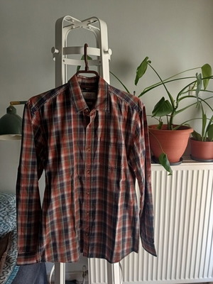 S.Oliver checkered shirt size S like new, blue and red