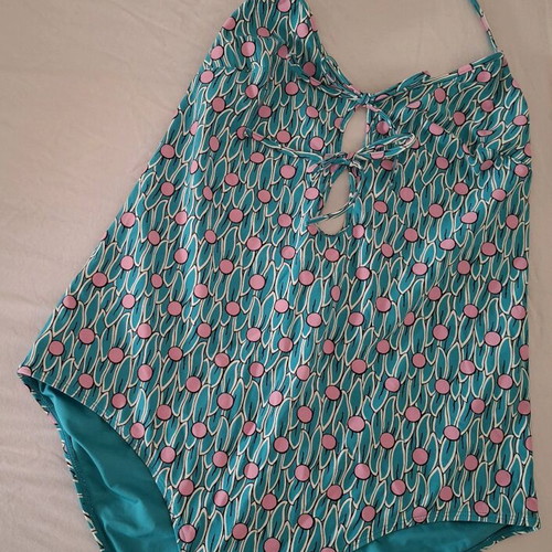 & Other Stories one-piece swimsuit like new, colorful with pink polka dots
