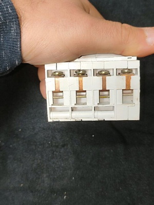 Three-phase relay 40 amp used