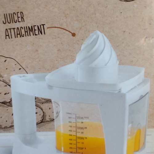 Ernesto Multi Slicer with 4 Cutting Inserts and Juicer