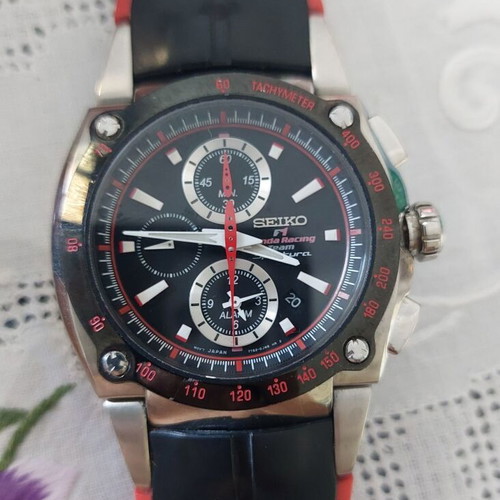 Seiko F1 Honda Racing men's watch