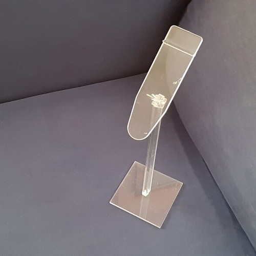 Shoe stand with adjustable tilt, 30 cm plexiglass