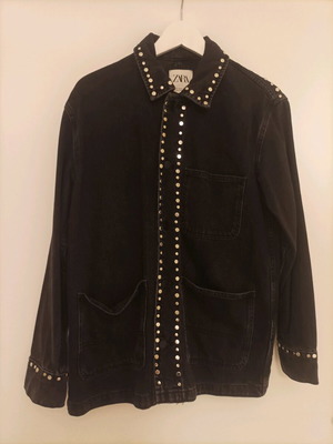 Zara black denim jacket like new with studs, size XS