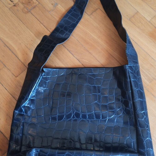Leather shoulder bag new, blue