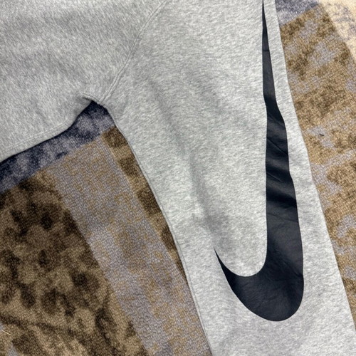 Nike men’s grey and black fleece jacket like new, size L