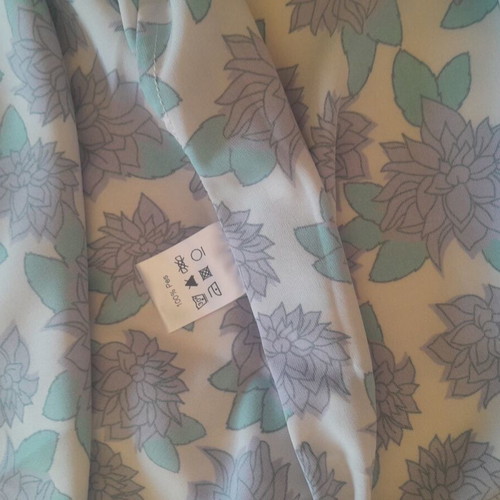 Karavan Tati dress like new, one size, with belt, green and purple