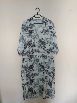 Women's dress used, in very good condition, size M