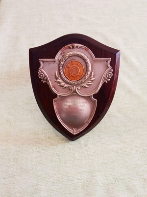 Rothmans Salmiya Darts League Trophy Plaque 1975-76 used
